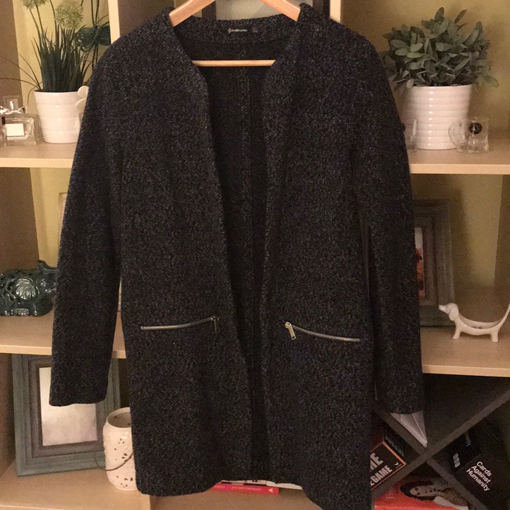 Black/charcoal open coat size S